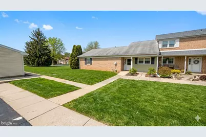 49 Fair Isle Circle, Chalfont, PA 18914 - Photo 1