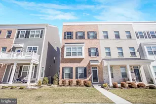 103 Waterside Mews, Bensalem, PA 19020 - Photo 2