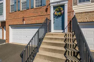 303 Hilltop Ct, Warrington, PA 18976 - Photo 2