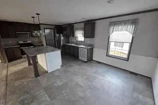 4 Woodedge Dr, Quakertown, PA 18951 - Photo 4