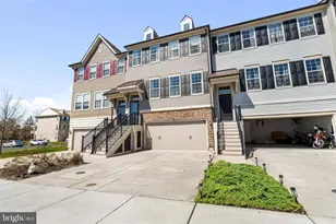 441 Tall Oaks Dr, Warminster, PA 18974 - Photo 2