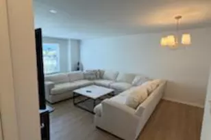 52 Stockton Ct, Newtown, PA 18940 - Photo 2