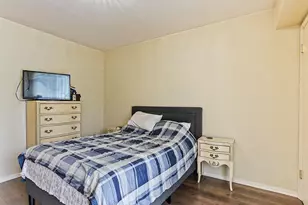 70 Sandybrook Dr, Langhorne, PA 19047 - Photo 16