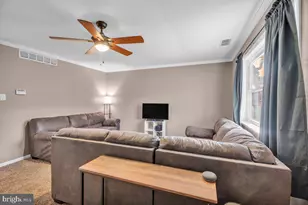 813 4th Ave, Bristol, PA 19007 - Photo 4