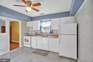 813 4th Ave, Bristol, PA 19007 - Photo 8