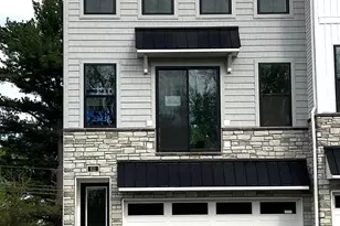148 Brianna Ct, Chalfont, PA 18914 - Photo 2