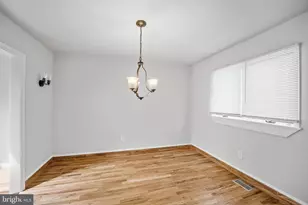 902 Laings Ave, Bristol, PA 19007 - Photo 16