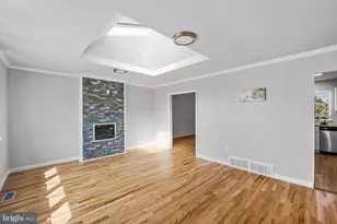 902 Laings Ave, Bristol, PA 19007 - Photo 12