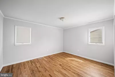 902 Laings Avenue, Bristol, PA 19007 - Photo 18