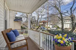 517 Crown St, Morrisville, PA 19067 - Photo 2