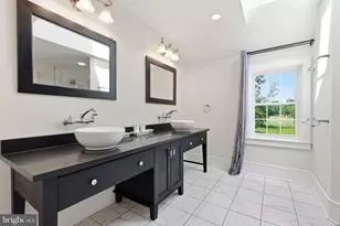 1682 Clydesdale Cir, Yardley, PA 19067 - Photo 48