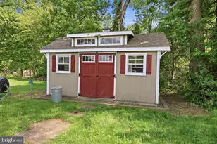 1682 Clydesdale Cir, Yardley, PA 19067 - Photo 88