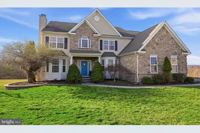 122 Coachlight Circle, Chalfont, PA 18914 - Photo 2