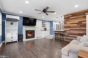 157 Mill Dr, Levittown, PA 19056 - Photo 4