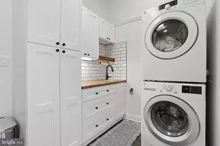 157 Mill Dr, Levittown, PA 19056 - Photo 10