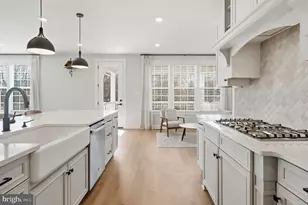 200 Mayfield Ln, Newtown, PA 18940 - Photo 14