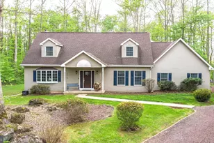 540 Black Walnut Dr, Quakertown, PA 18951 - Photo 1