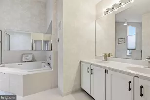 2105 Potters Pl, Holland, PA 18966 - Photo 24