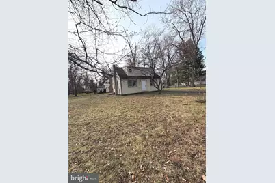 217 Apple Street, Levittown, PA 19057 - Photo 4