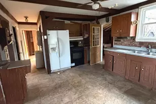 217 Apple St, Levittown, PA 19057 - Photo 24