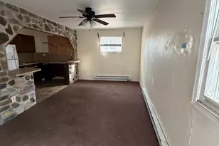 217 Apple St, Levittown, PA 19057 - Photo 6