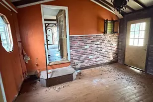 217 Apple St, Levittown, PA 19057 - Photo 36