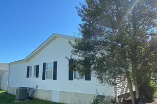 449 Grouse Ct W, New Hope, PA 18938 - Photo 32