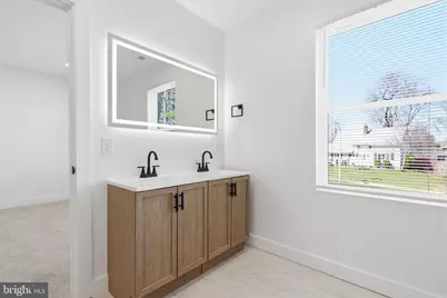 25 Autumn Lane, Levittown, PA 19055 - Photo 28