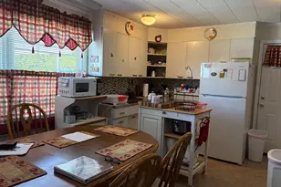 29 Gridiron Rd, Levittown, PA 19057 - Photo 8