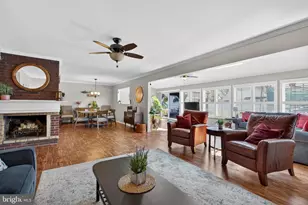 87 Flamehill Rd, Levittown, PA 19056 - Photo 8