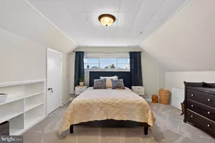 87 Flamehill Rd, Levittown, PA 19056 - Photo 18