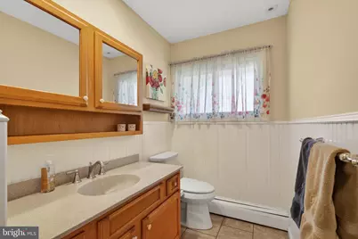 87 Flamehill Road, Levittown, PA 19056 - Photo 36