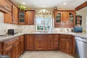 211 Longview Ave, Langhorne, PA 19047 - Photo 14