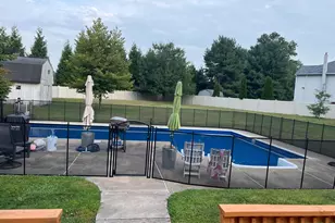 118 Lesha Dr, Morrisville, PA 19067 - Photo 36