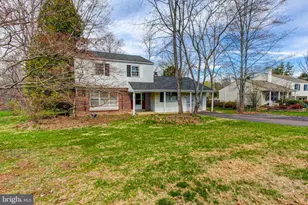 13 Brook Ln, Chalfont, PA 18914 - Photo 4