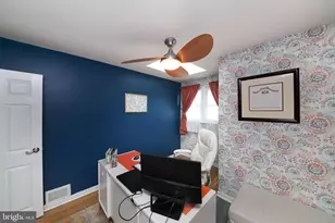 3072 Richlieu Rd, Bensalem, PA 19020 - Photo 10