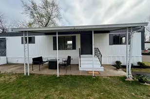 6211 Foster Dr, Morrisville, PA 19067 - Photo 2