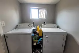 574 Bath St, Bristol, PA 19007 - Photo 10