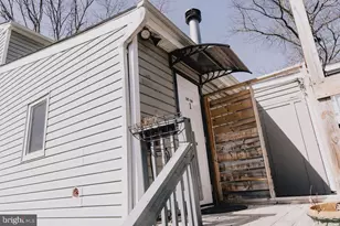 389 Juniper St, Warminster, PA 18974 - Photo 54