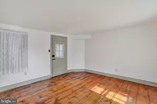 40 S Canal St, Yardley, PA 19067 - Photo 12