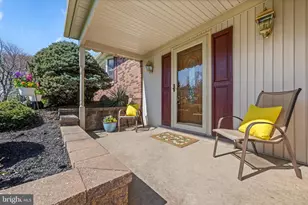 111 W Buttonwood Dr, Churchville, PA 18966 - Photo 4