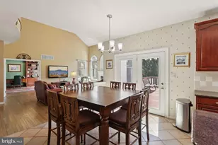 105 Nelson Dr, Southampton, PA 18966 - Photo 12