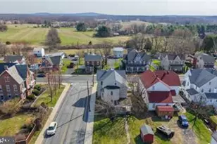 38 N Main St, Richlandtown, PA 18955 - Photo 4