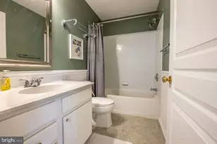 15 Charter Oak Ct, Doylestown, PA 18901 - Photo 18