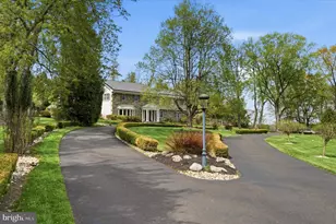 1087 Mt Eyre Rd, Washington Crossing, PA 18977 - Photo 6