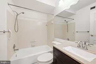 301 Society Pl, Newtown, PA 18940 - Photo 12