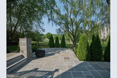 111 Hidden Court, New Hope, PA 18938 - Photo 2