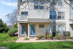 204 Remington Ct, Chalfont, PA 18914 - Photo 2