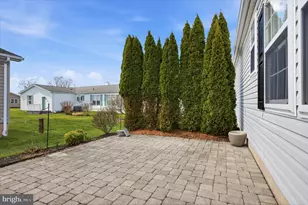 248 Thrush Cir, New Hope, PA 18938 - Photo 6