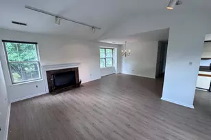 648 Rose Hollow Dr, Yardley, PA 19067 - Photo 10